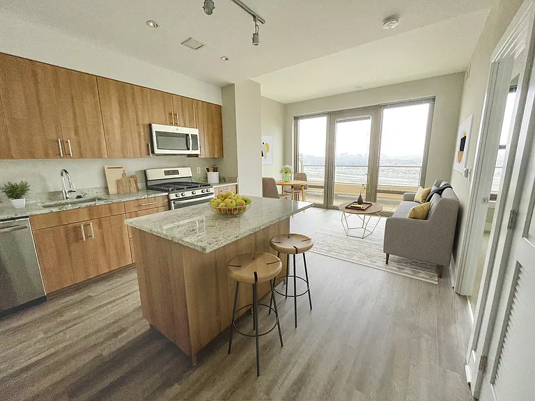 The Bartlett — Photo 92