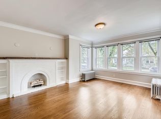 1031 Cleveland St #1, Evanston, IL 60202