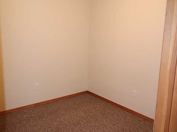 Bonus room

Photos are from the unit next door, but are representative of the space and decor.