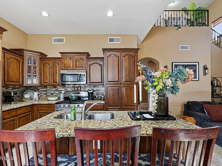 11608 Saint Thomas Way — Photo 17