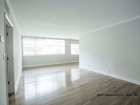 Apartment 205 - Living Area