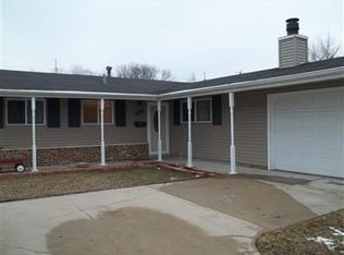 951 N Wheeler St, Griffith, IN 46319