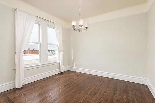 3rd image of 2507A Polk St