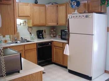 5th image of 13707 Greenwood Dr
