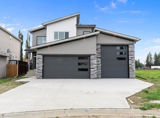 5020 50th St, Calmar, AB T0C 0V0