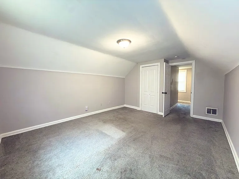 1708 Hunt Rd — Photo 15