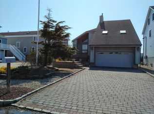 1720 Perch Hole Point Pl, Point Pleasant Beach, NJ 08742