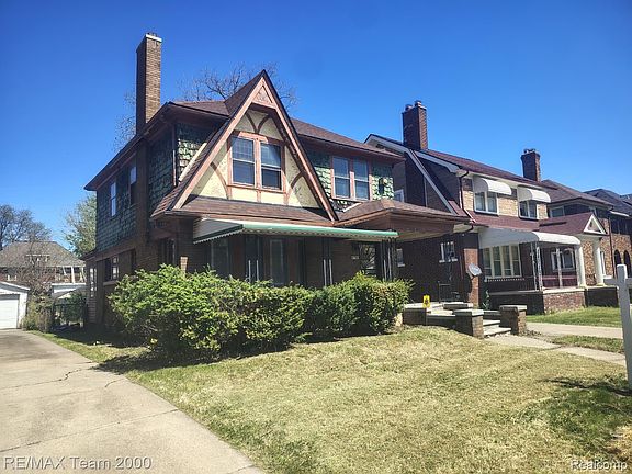 3rd image of 4790 Sturtevant St