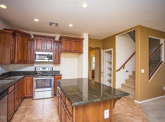 3rd image of 14091 W Country Gables Dr