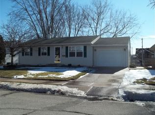 2815 W 13th St, Davenport, IA 52804
