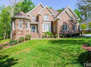 2016 Silverleaf Dr, Youngsville, NC 27596