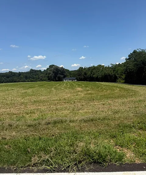 425 Wall Rd — Photo 2