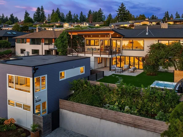 12703 9th Avenue NW, Seattle, WA 98177