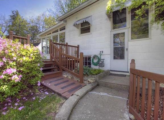 3rd image of 214 L St
