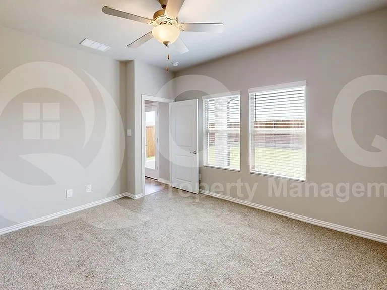 517 Ridgedale Dr — Photo 8