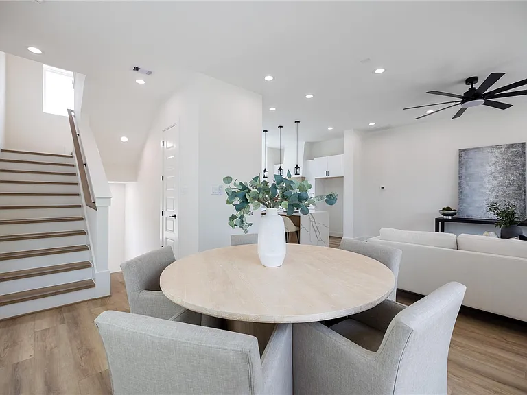 4010 Yellowstone Blvd — Photo 12