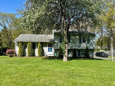 76 Chidsey Drive, North Branford, CT, 06471