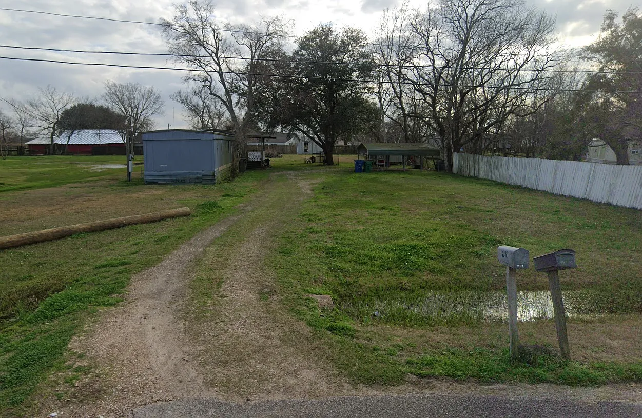 1 bed, 400 sqft, $900 — Photo 2
