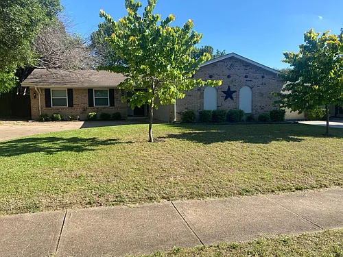 431 Malden Dr Photo 1