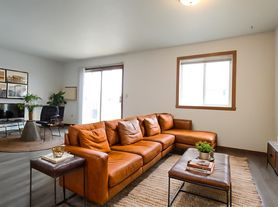 1202 34th Ave S (MN) - 204