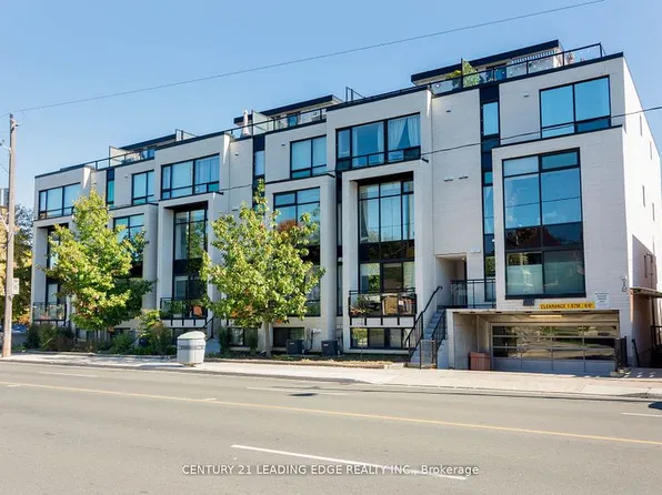 441 Jane St #209, Toronto, ON M6S 3Z9