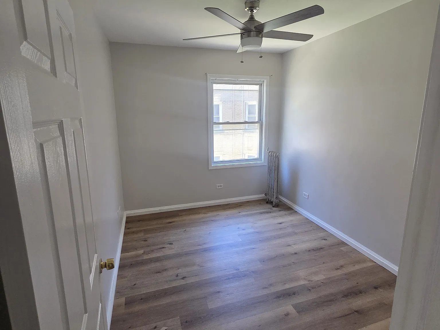 2 bed, 800 sqft, $1,200 — Photo 3