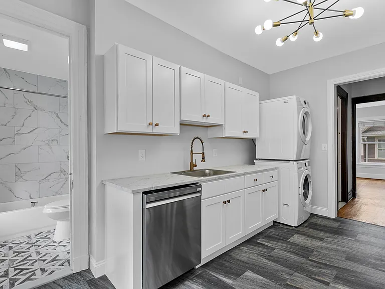 361 Willow St #2 — Photo 8