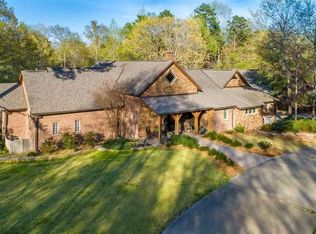 501 Woodmark Dr, Longview, TX 75605