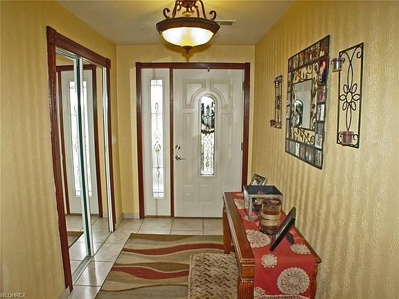 2nd image of 1017 Barone Dr