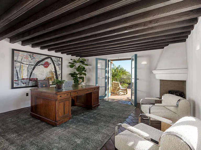 680 Buena Vista Dr — Photo 23