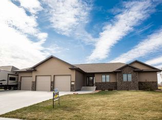 4156 54th Ave, Columbus, NE 68601