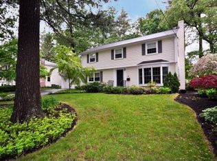 61 Eaton Rd, Needham, MA 02492