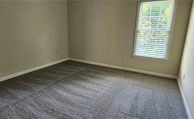 647 Maple Grove Way — Photo 23