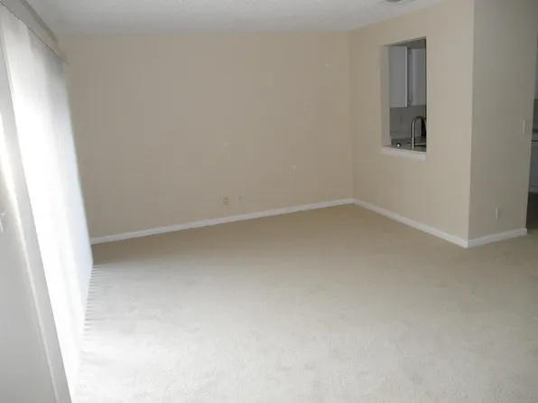 721 Cypress Way E, Palm Springs, FL 33406