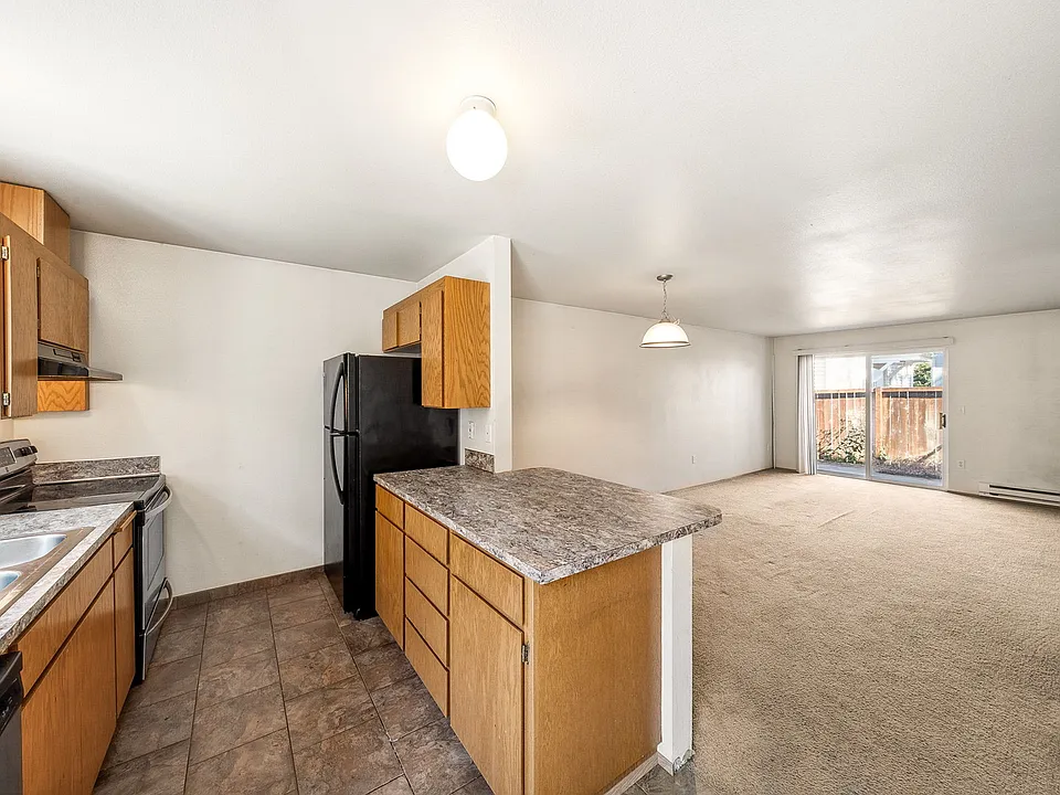 4527 S Puget Sound Ave #D