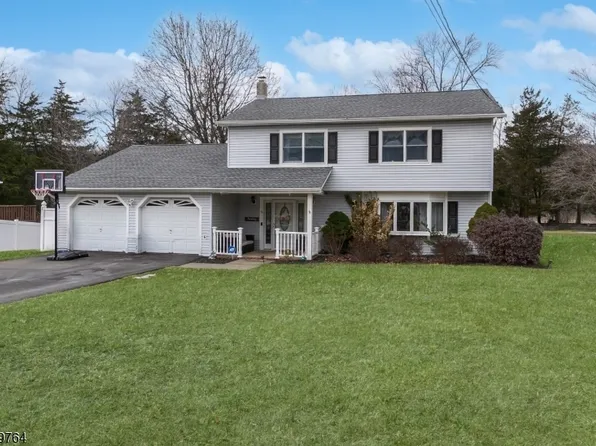 6 Wallkill Ter, Ogdensburg Boro, NJ 07439
