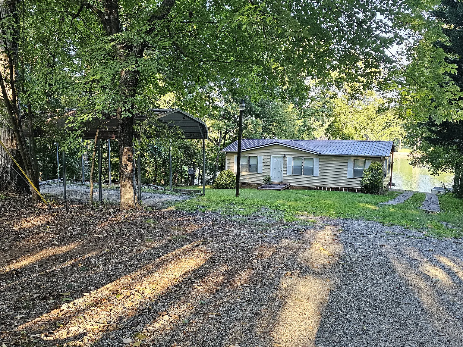 2 bed, 920 sqft, $1,800 — Photo 4