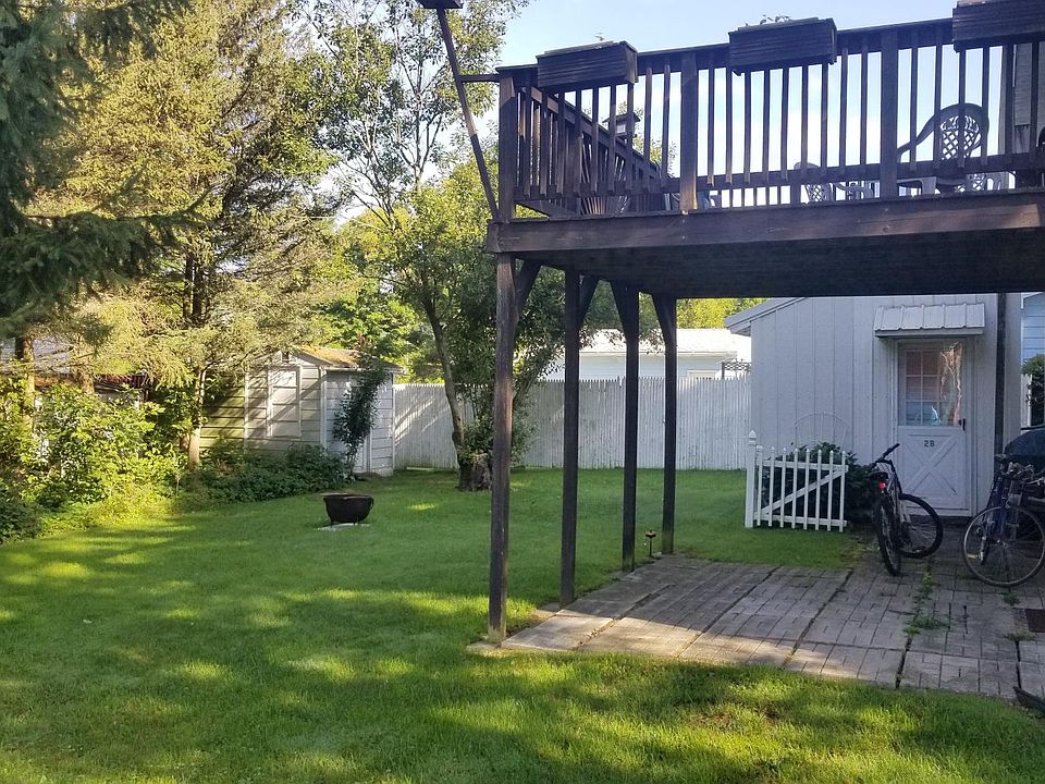 2nd image of 2 Snyder Dr