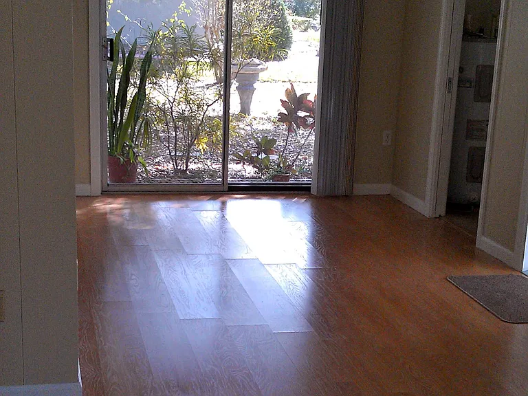 2462 Hyde Park St — Photo 7