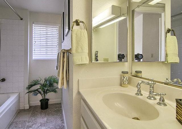Upstairs Bathroom