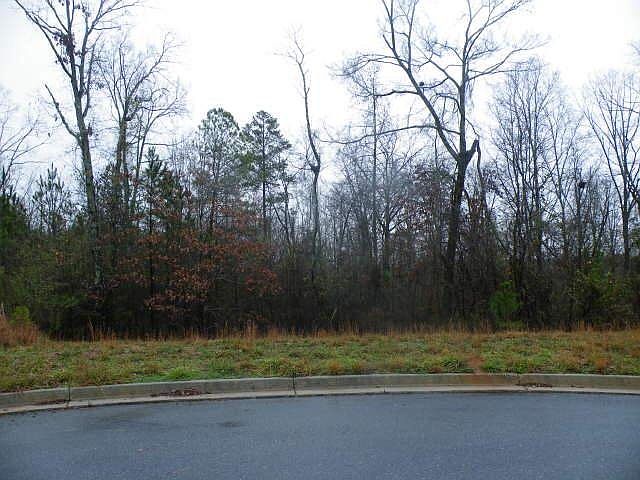 1st image of 2610 Bosworth Ct NE