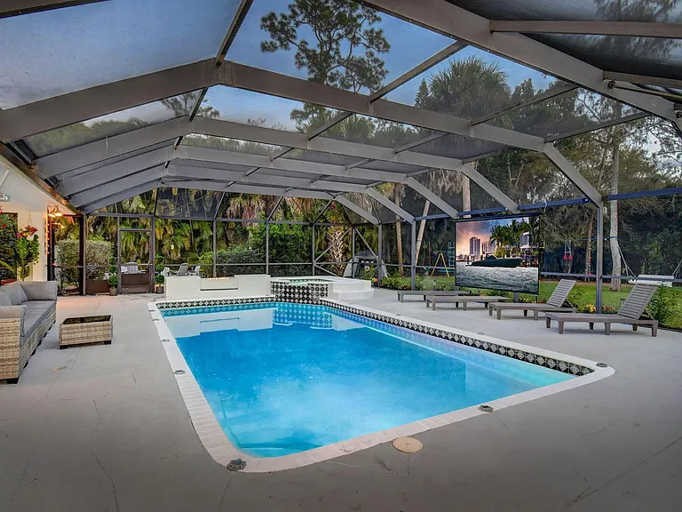 13302 Doubletree Cir — Photo 33