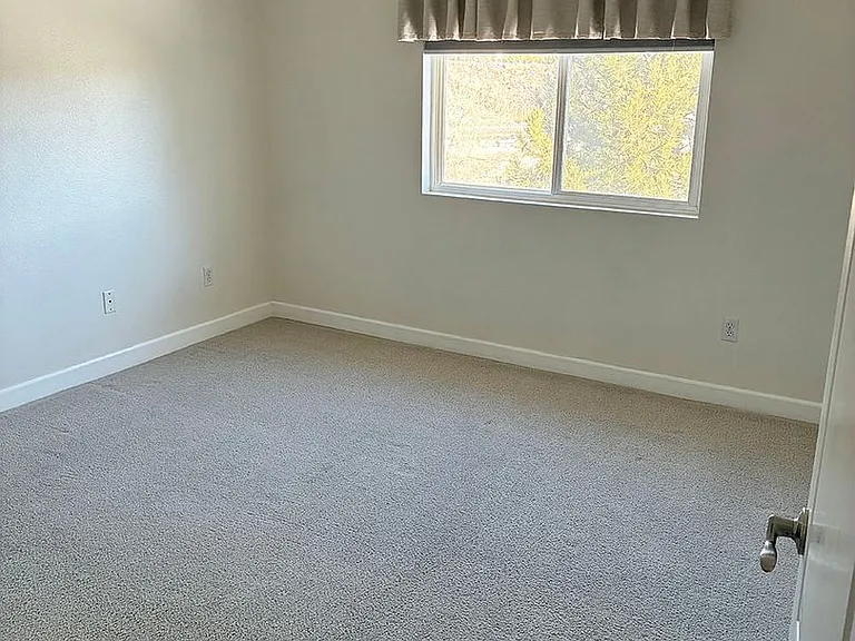 6850 Sharlands Ave #F-2030 — Photo 10