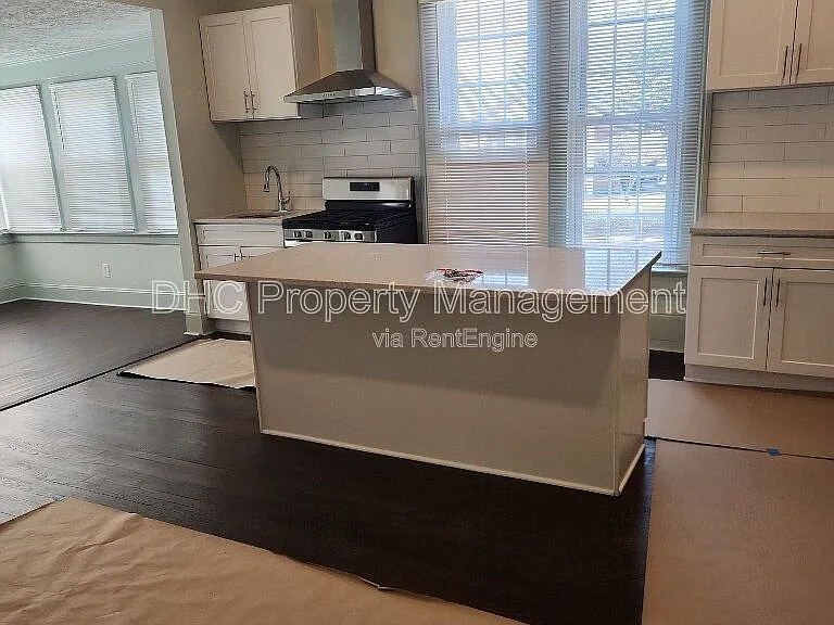 3556 E Main St #4 — Photo 4