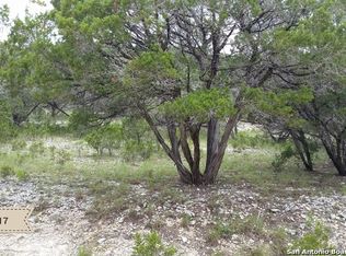 611 Rockwood Dr, Canyon Lake, TX 78133