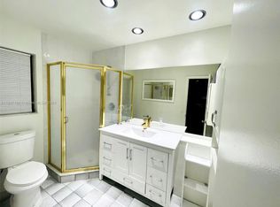 806 NE 6th St #1-2, Hallandale, FL 33009