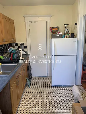 Rented by Evergreen Realty & Investments | media 39