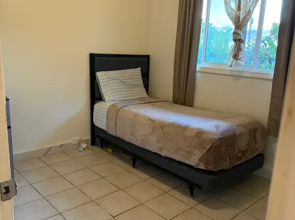 99-756 Hukaa St, Aiea, HI