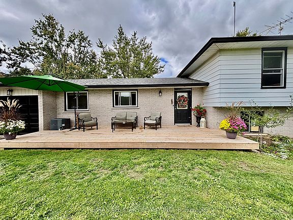 3rd image of 375 Ogemah Rd