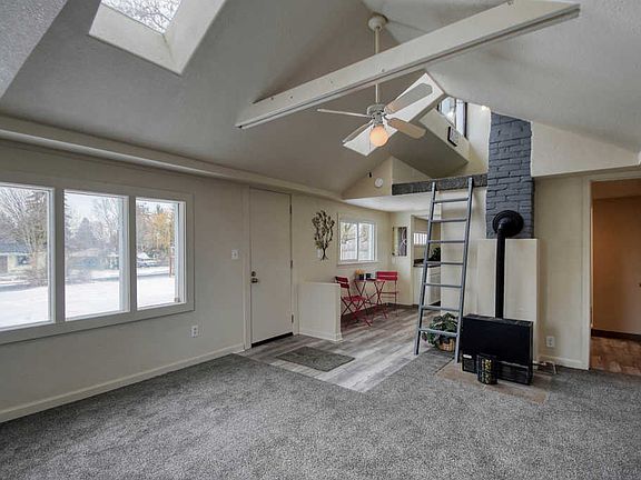 5th image of 3808 E 22nd Ave